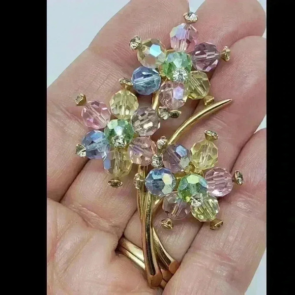 Vintage Marvella Brooch Faceted Glass Beads Head Pins Floral Pink Blue Lavender - Picture 2 of 8